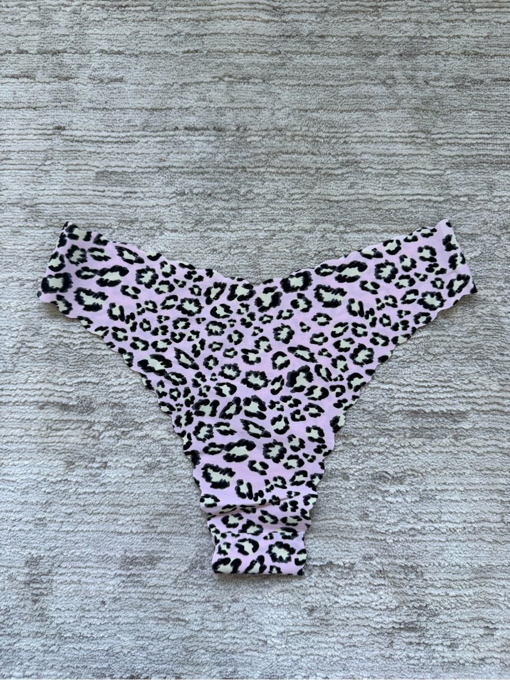Seamless Pink Leopard Print Bikini Panty
